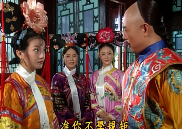 紫薇至死不知,为何皇阿玛赐她和小燕子免死金牌,却不赐永琪?