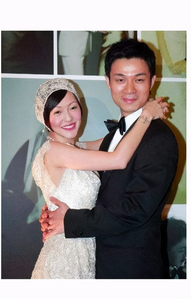 虽然也想40岁时活出大s这公主样但是我们往往活成了小s这样