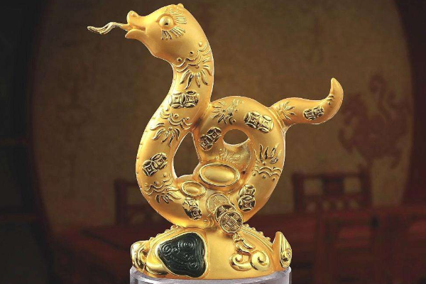 属蛇人 11月号将会发生 天翻地覆 的大新闻 看看怎么回事 蛇人 偏财 吉星 生肖 财运