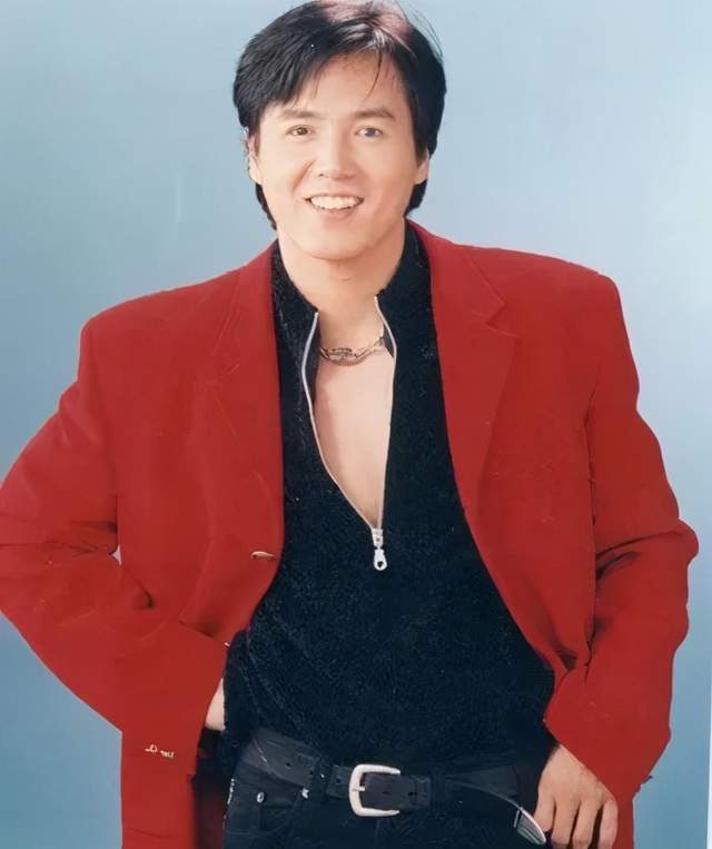 她的丈夫林瑞阳也曾是中国台湾第一小生,在1995年版的《一帘幽梦》中