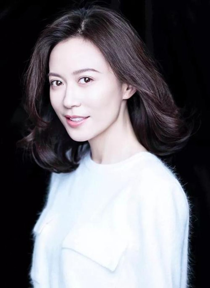 俞飞鸿50岁仍未婚被问到生理需求时回答堪称教科书级