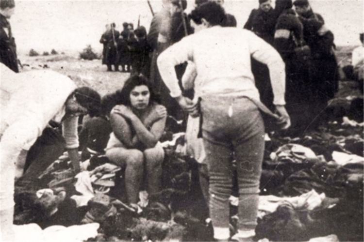 二战后失败的德国女性,可以用惨绝人寰形容,却被23名苏军欺辱致死