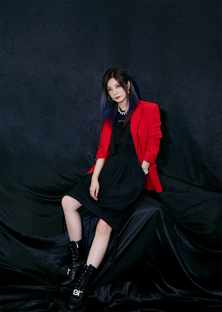 本周演员请就位2第八期将播赵薇执导现场变身神经质