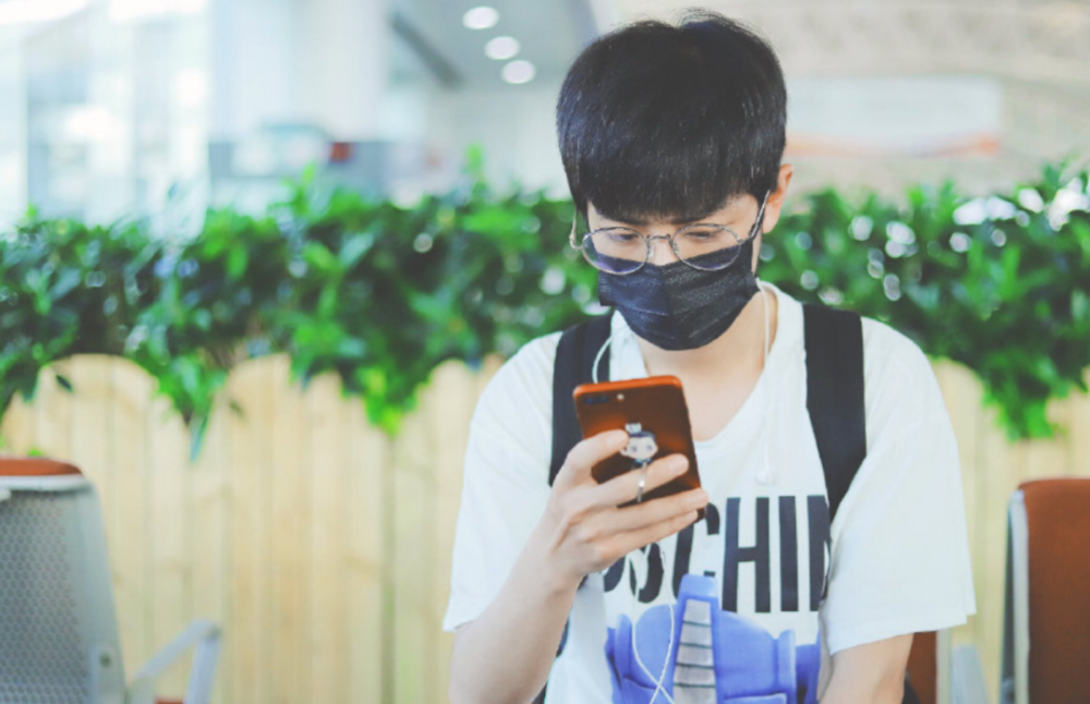 狼殿下|《狼殿下》突然播出，肖战曾为这部剧自责崩溃，买月饼向剧组赔罪