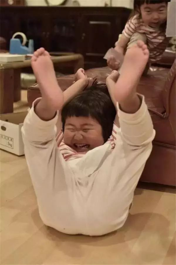 你都当妈妈了看不出来啊从不在朋友圈晒娃的妈妈原因为何