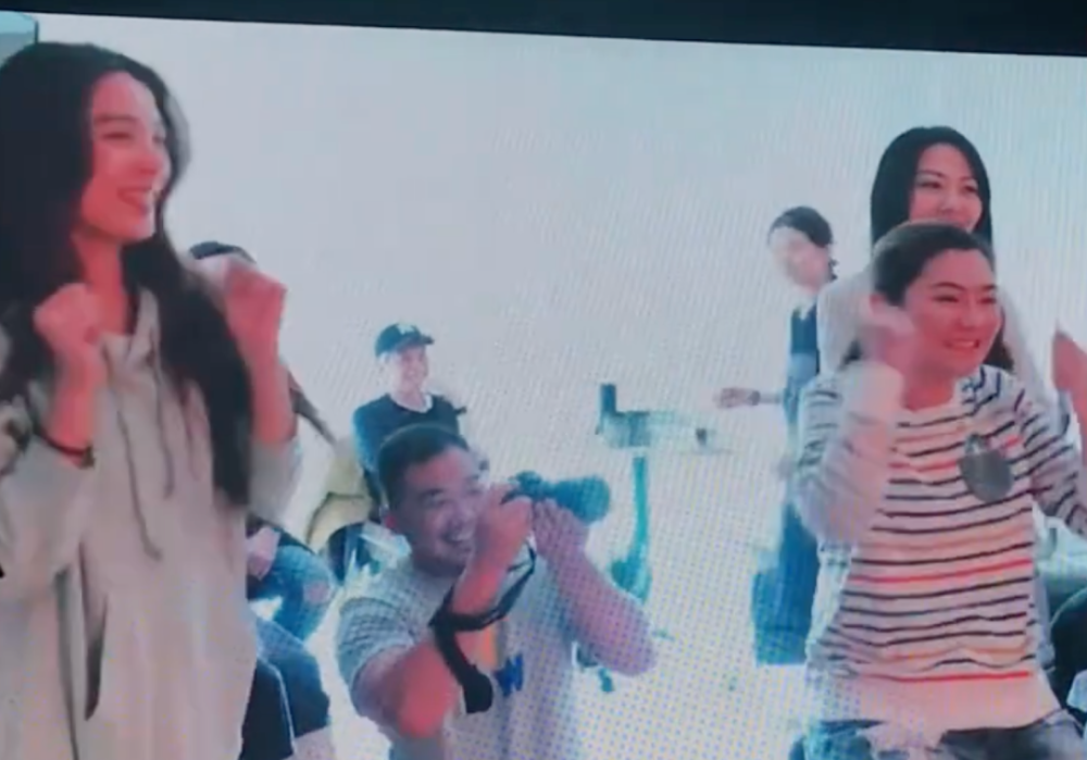 直播|Ella“直播”生娃，好“尴尬”啊！