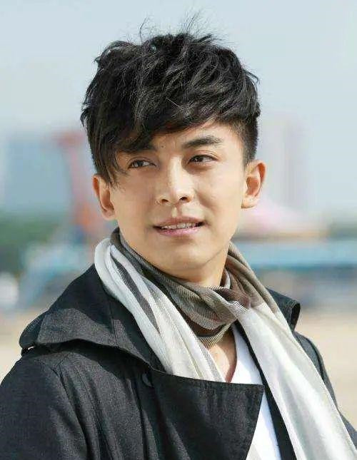 为益达做10年广告一分钱没拿网友李佳航太亏了