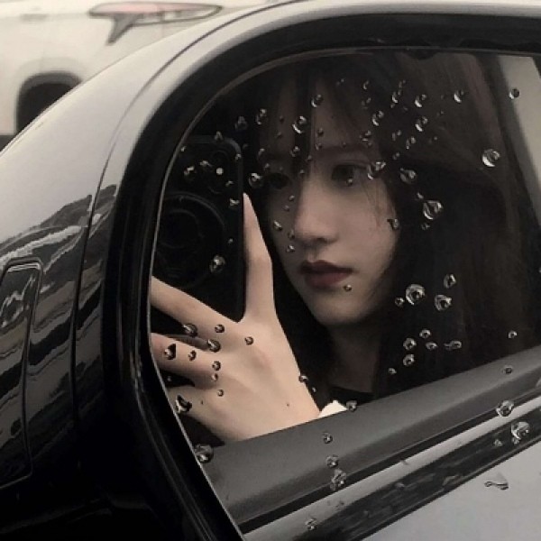 带点痞气的女生简直炸了