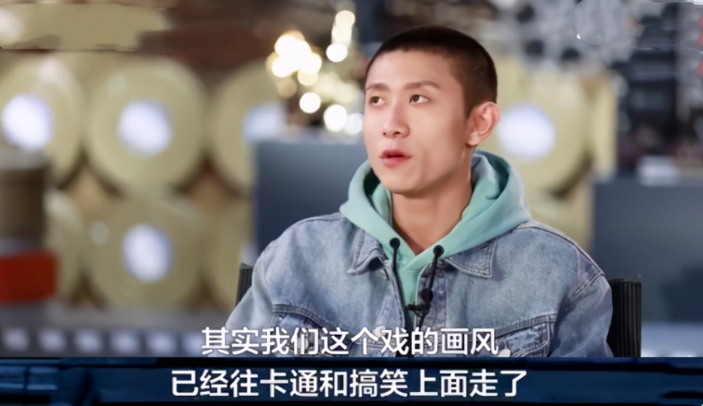 周星驰|黄晓明要写感谢信？张一山版《鹿鼎记》被群嘲，我却想起了周星驰