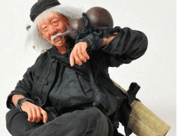 他是中国最牛演员,5个儿子都子承父业,如今大儿子比周星驰还红!