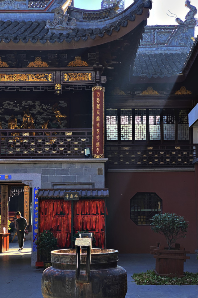 转眼又是一个深秋?