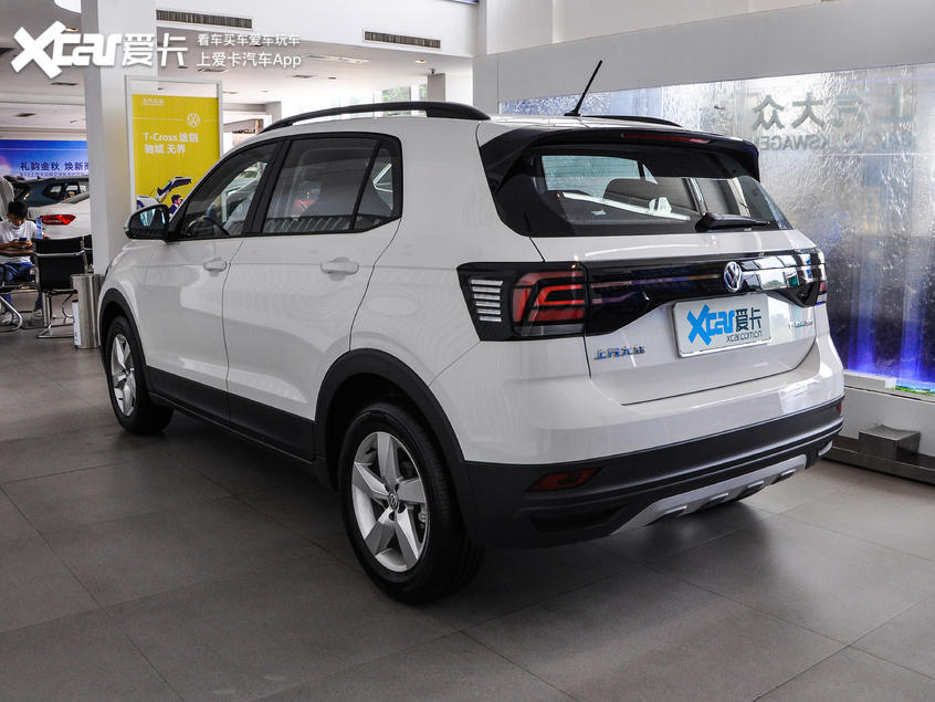 根据我们的了解,2021款途铠主要变化来自于采用了大众全新品牌标识.