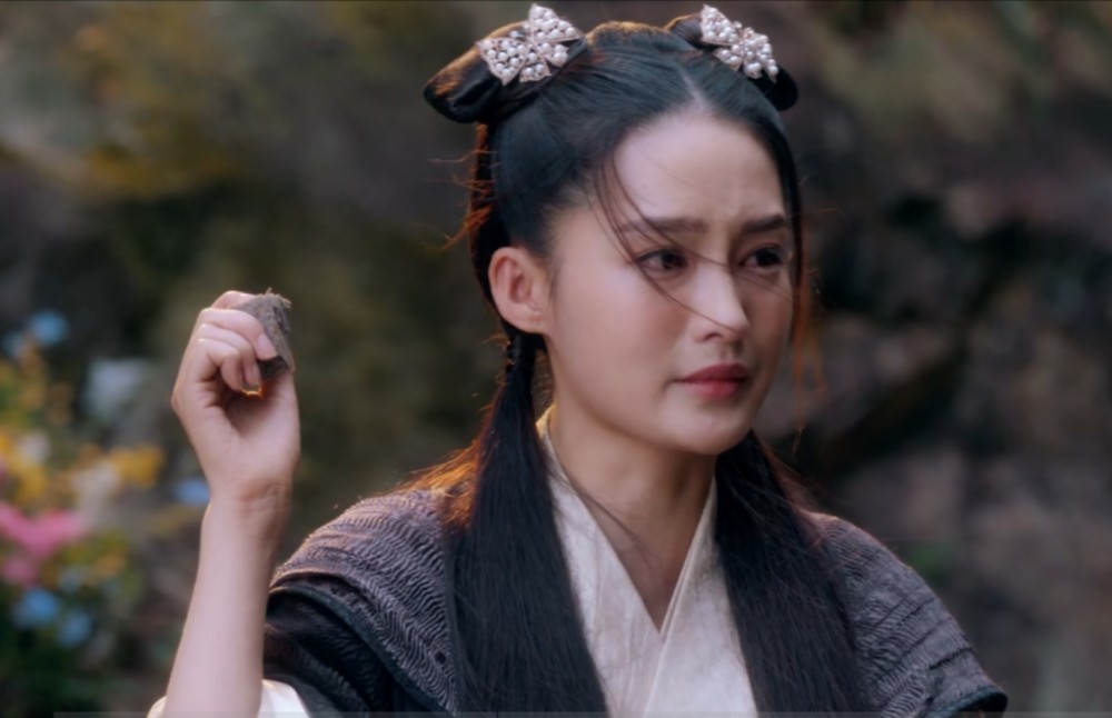 肖战|因肖战是风险艺人，《狼殿下》开播才放全集，出品公司亏损近20亿
