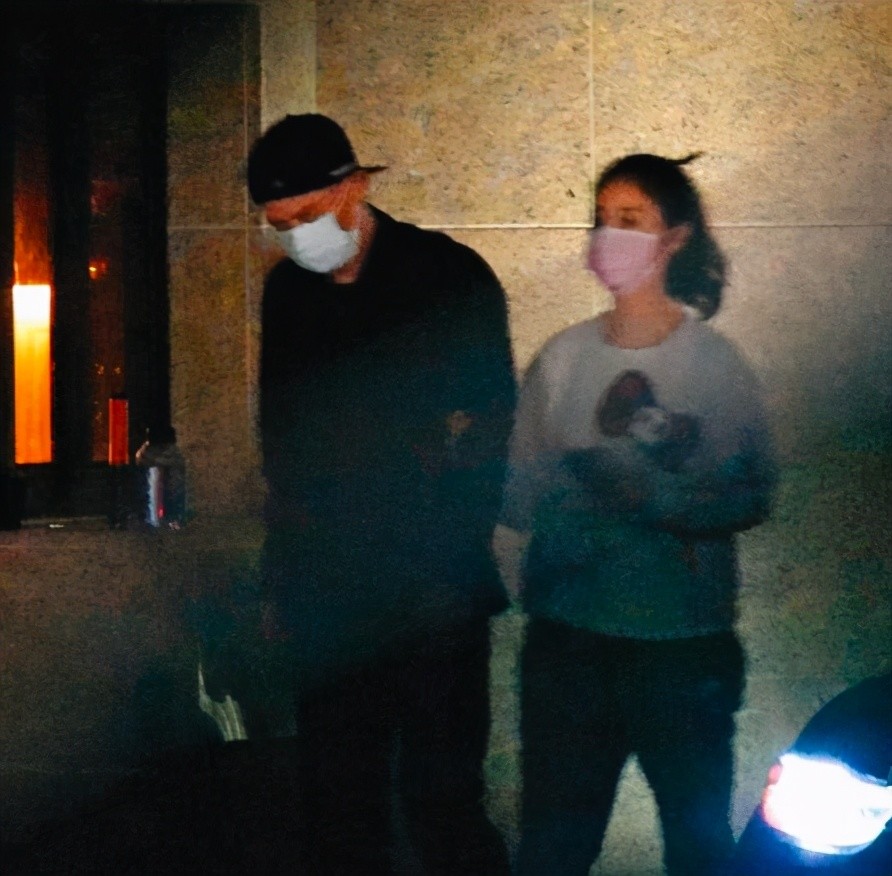 霍建华|霍建华罕秀恩爱，买大餐支持林心如事业，对妻子的爱称曝光超甜蜜