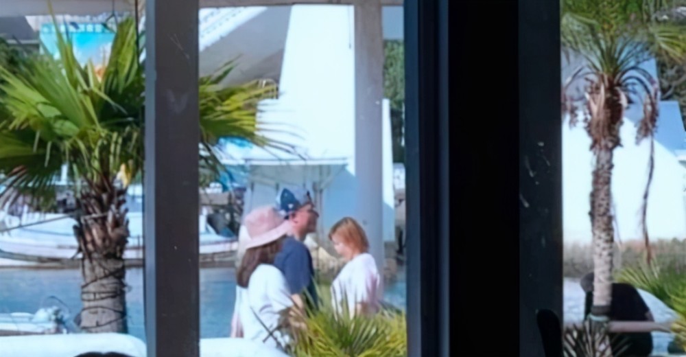 霍建华|霍建华罕秀恩爱，买大餐支持林心如事业，对妻子的爱称曝光超甜蜜