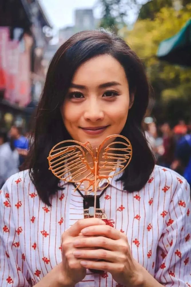陈法拉前夫薛世恒说为了不影响陈法拉的事业我们隐婚6年