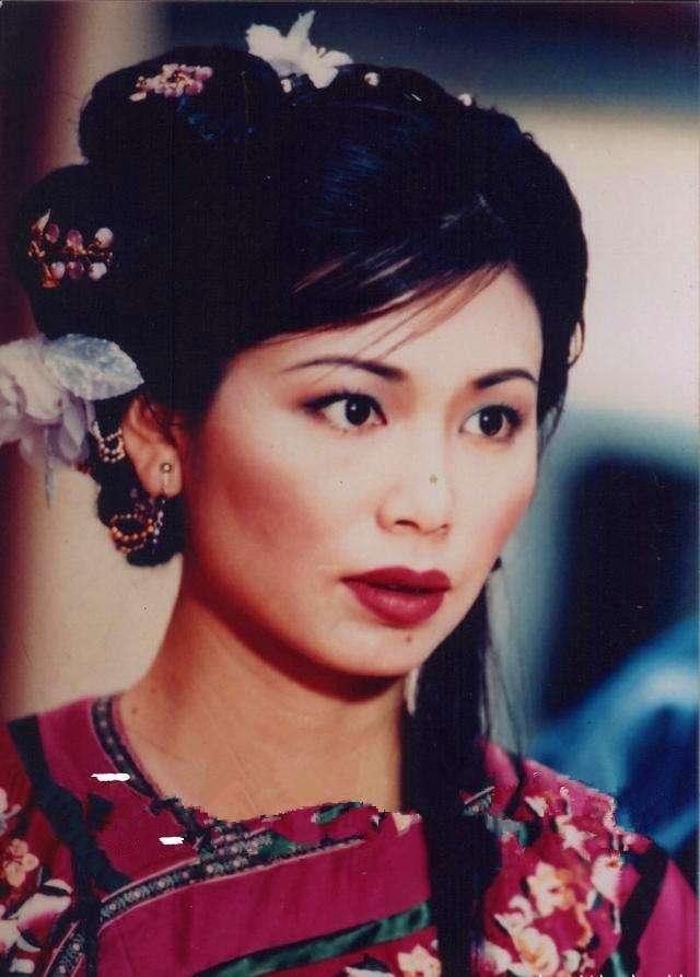 苏荃的真实身份是什么苏荃对韦小宝不是真心