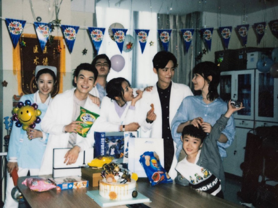 杨紫|《余生》播出有望，杨紫谈与肖战合作细节，称哭戏无法真情流露？