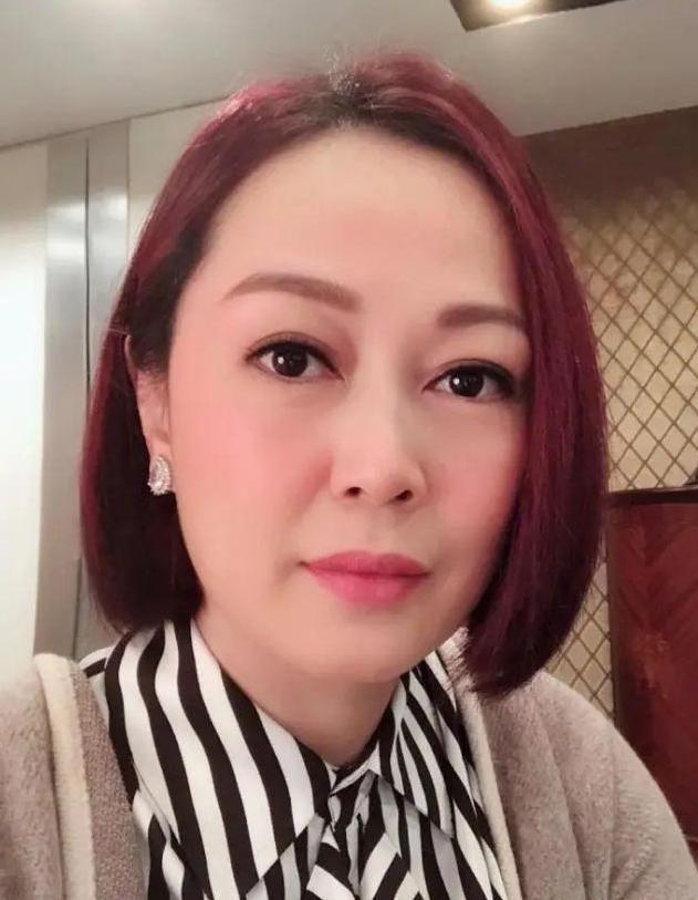 可是就算姚莹莹生下一个孩子,姚莹莹也没有得到该有的名分,而且在生下