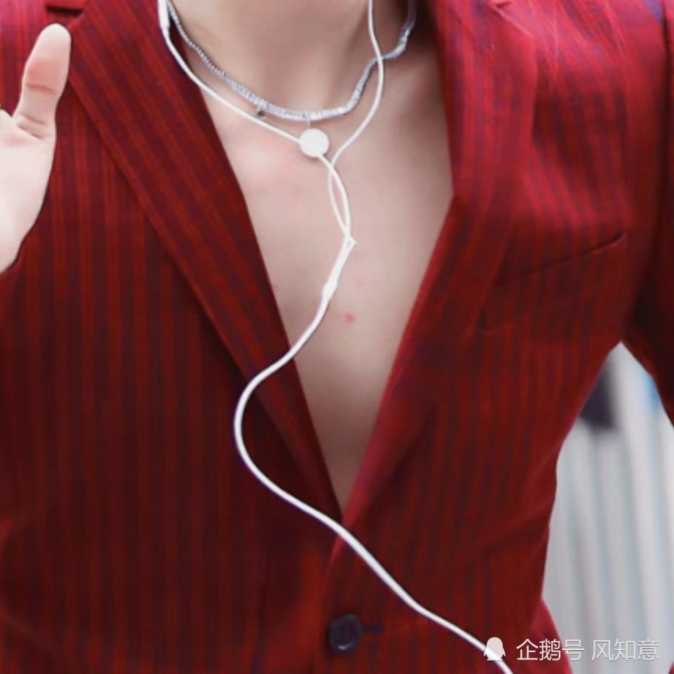 男星真空西装造型王嘉尔精英张艺兴极致诱惑哪个更能戳中你