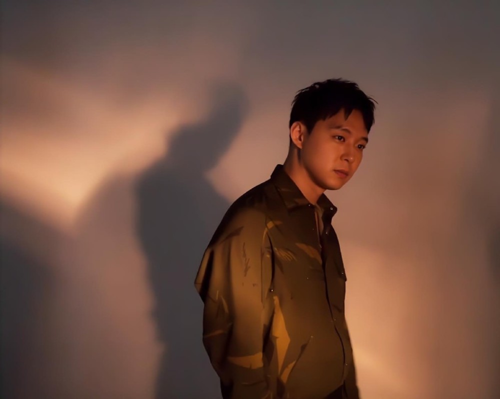 朴有天战胜大众视线 发表迷你专辑回归歌手身份 瞄准海外市场 腾讯新闻