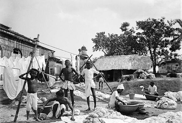 英国在印度殖民统治接近两百年,给印度带来了巨大的变化