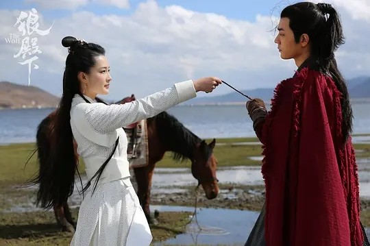 狼殿下|《狼殿下》热度全网第一，网友清一色好评，肖战打了个漂亮翻身仗