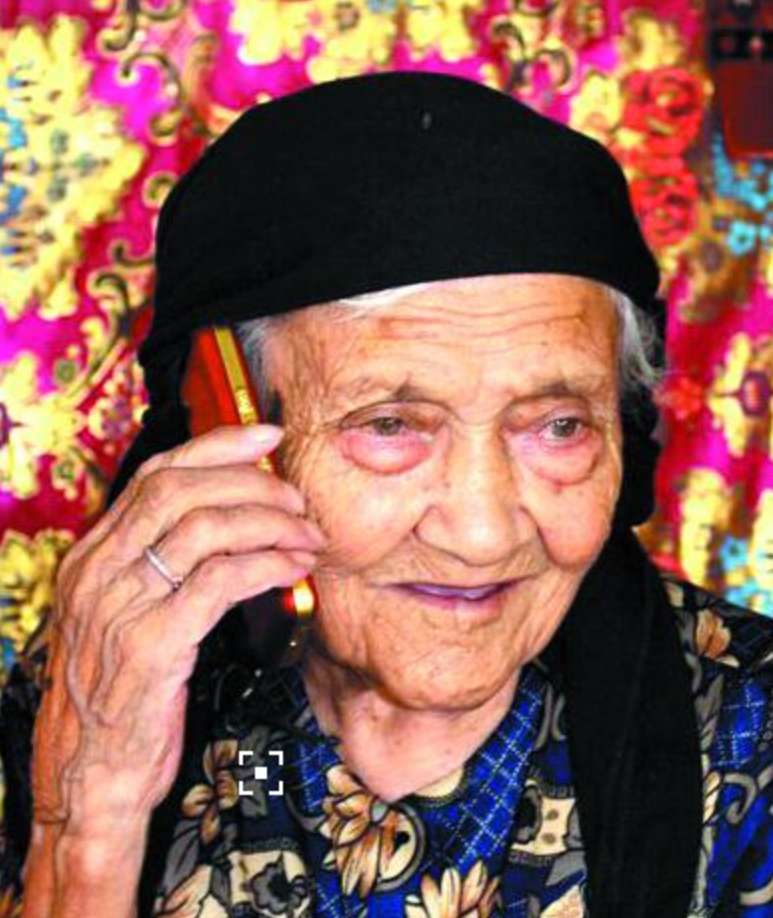 她今年133岁,生于清朝光绪年间,喜欢吃的东西平常人难以下咽!