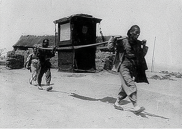 清朝奇案妻子上香路上失踪轿夫衙役和尚到底谁是真凶