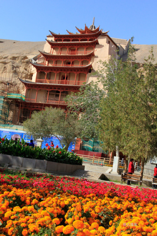 莫高窟|敦煌莫高窟，触摸历史的沧凉