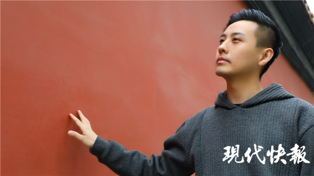 说戏江苏省昆85后掌门人施夏明昆曲出圈又出彩