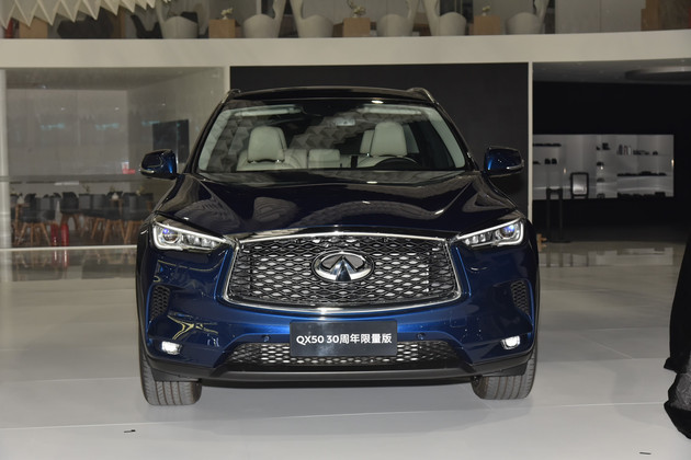 2020广州车展实拍图解2021款英菲尼迪qx50