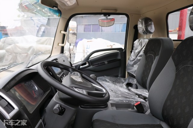 陕汽德龙k3000轻卡上市配国六潍柴机会成黑马吗