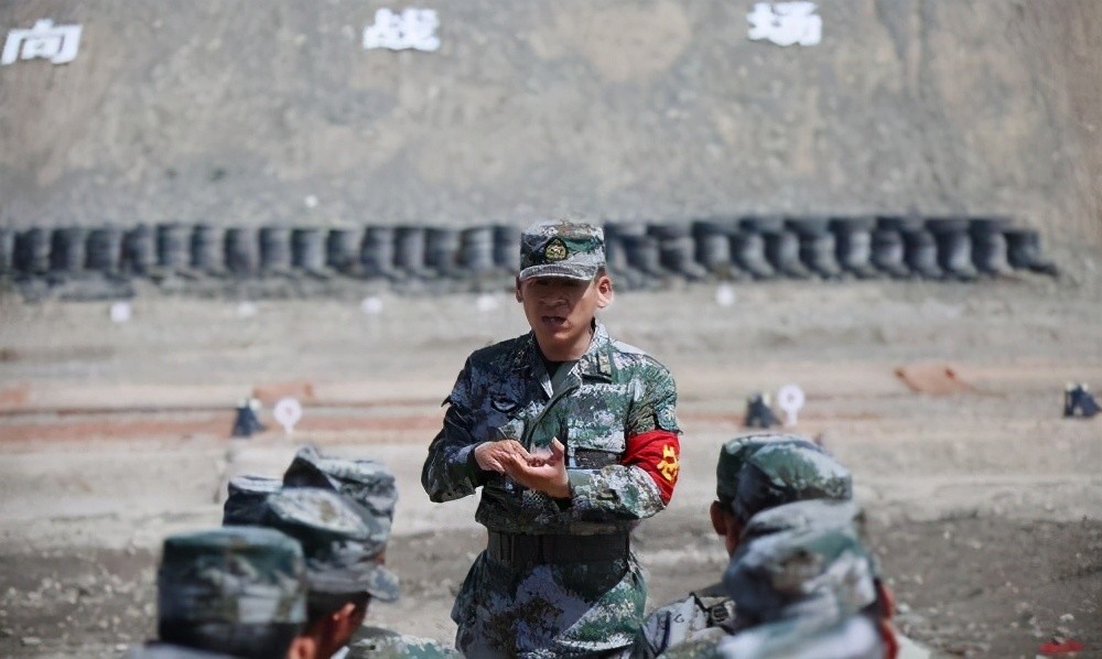 主要目标,但除了通过正常的报名考军校,还有另一种途径就是士兵提干了