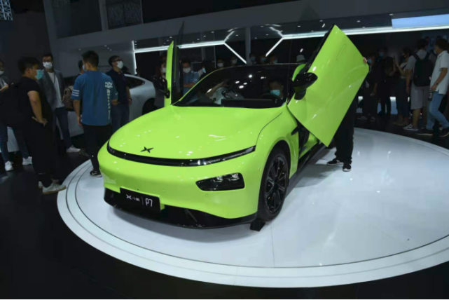 小鹏p7鹏翼版上市售36694099万元