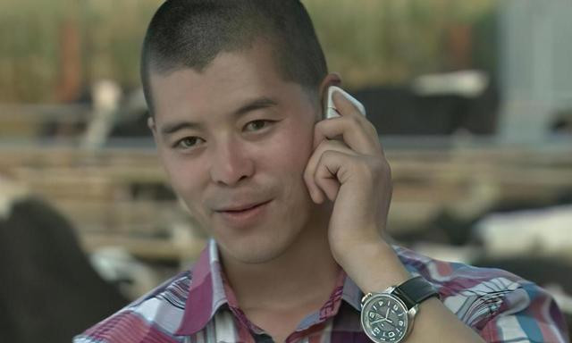 李大国隐藏多年娇妻曝光竟是我们熟悉的她颜值不输周涛