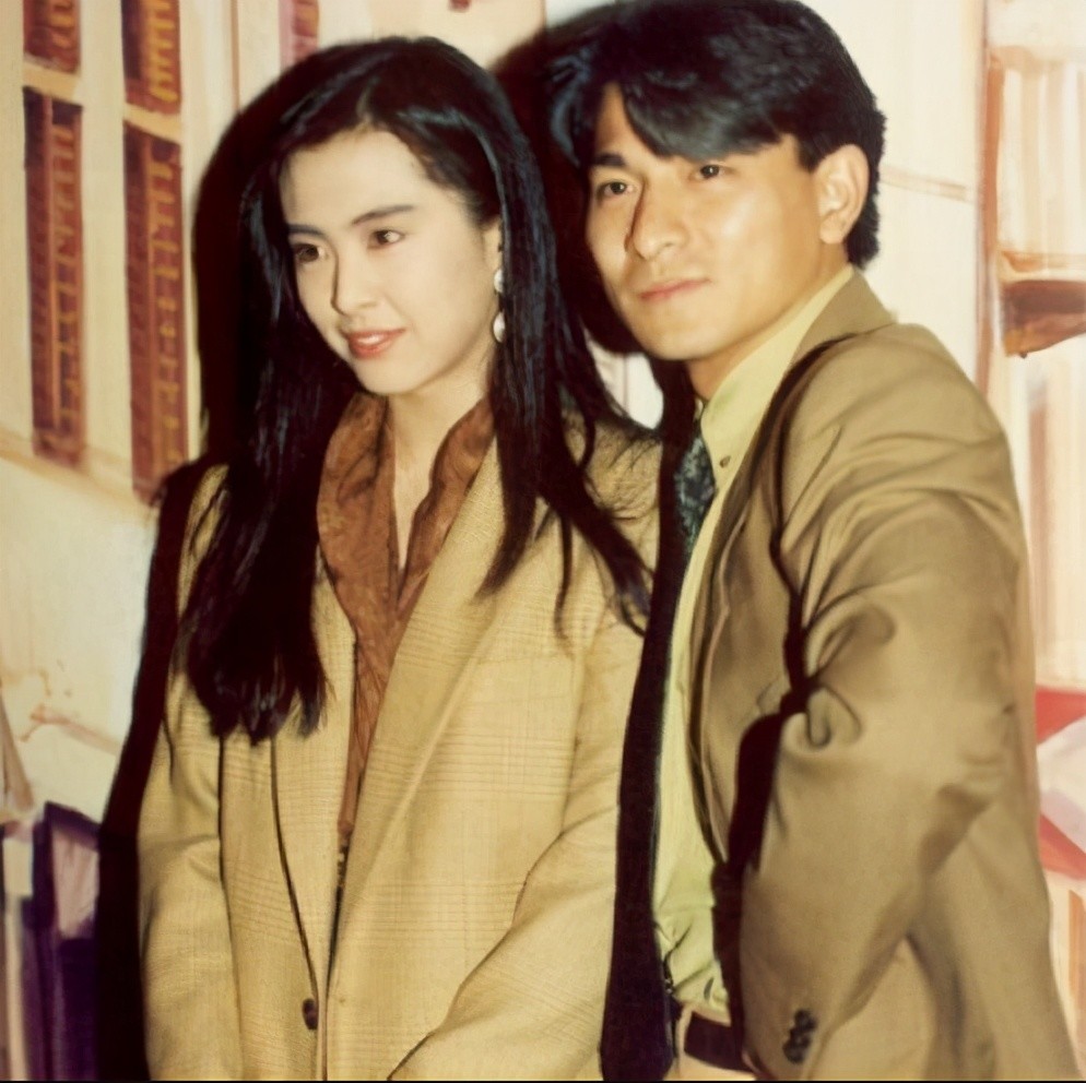 复古风回潮那些惊艳了时光的90年代港风穿搭到底有什么魅力