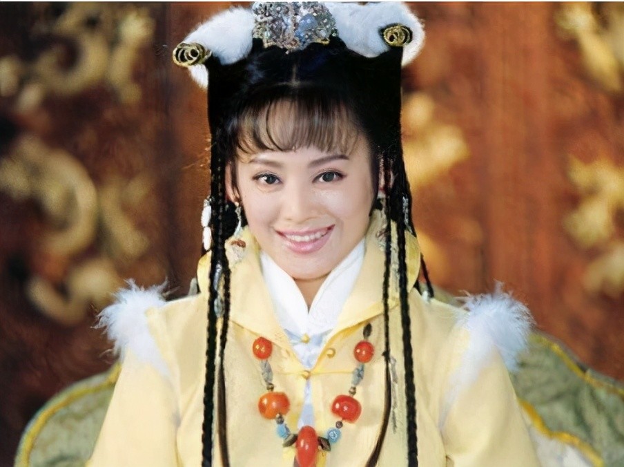 大玉儿13岁就嫁给皇太极,为什么会输给26岁才进宫的亲姐姐_腾讯新闻