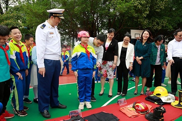 消防科普教育基地揭牌啟用|消防安全|廣西|貴港|新世紀小學|法治日報