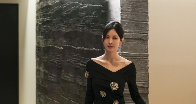 顶楼收视率逐步增长允熙拿下楼房迈出踏入富人群的第一步