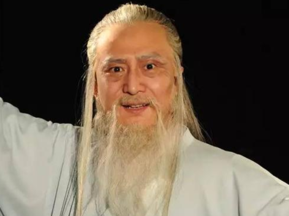 《倚天屠龙记》昆仑三圣何足道实力如何?_腾讯新闻