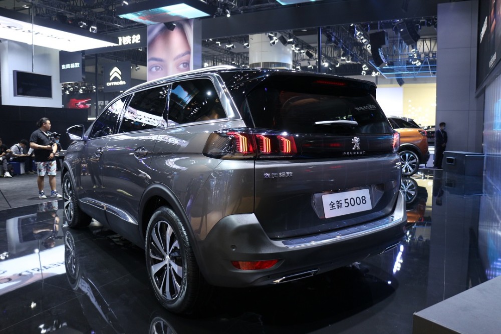 2020广州车展丨颜值在线 新款标致5008亮相