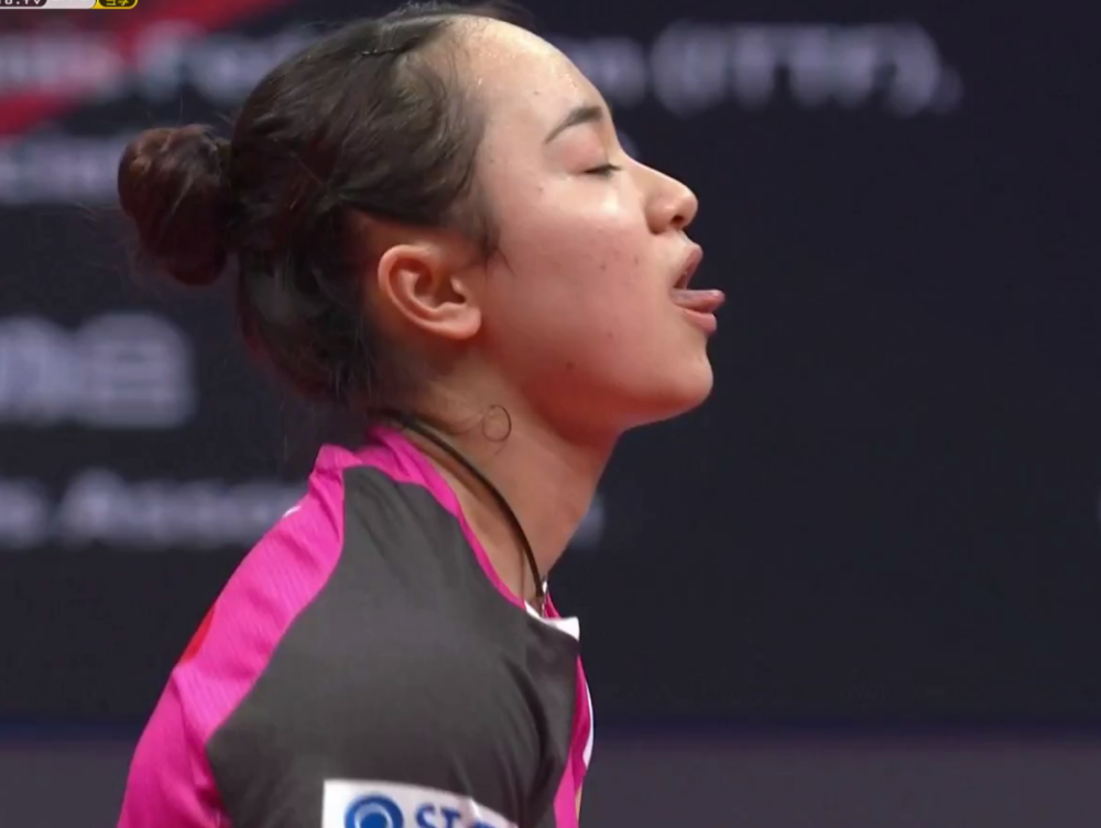 伊藤美诚43再胜国乒大将一度被打到无奈吐舌头决胜局70爆发