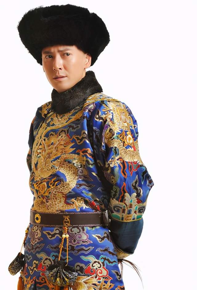 之后,韩栋参演了刘诗诗和吴奇隆主演的《步步惊心》,他演的是九阿哥
