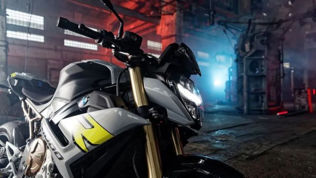 188,900Ԫ�𣬱����¿�S1000R����