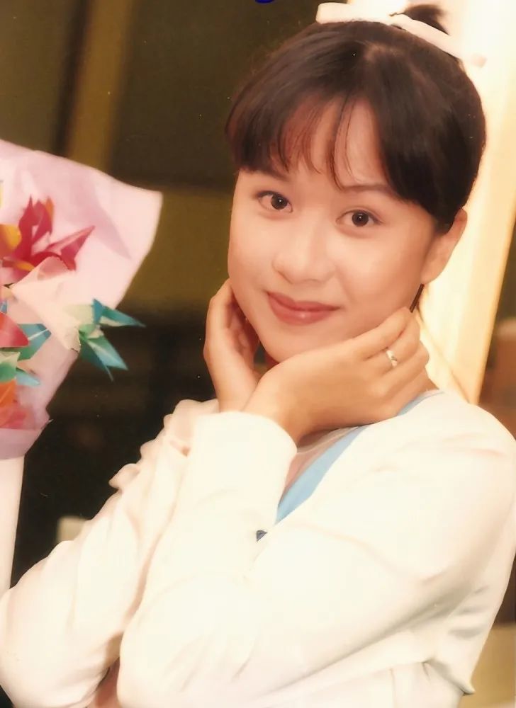 陈小春版鹿鼎记7老婆现状单身患病消失这3人最幸福