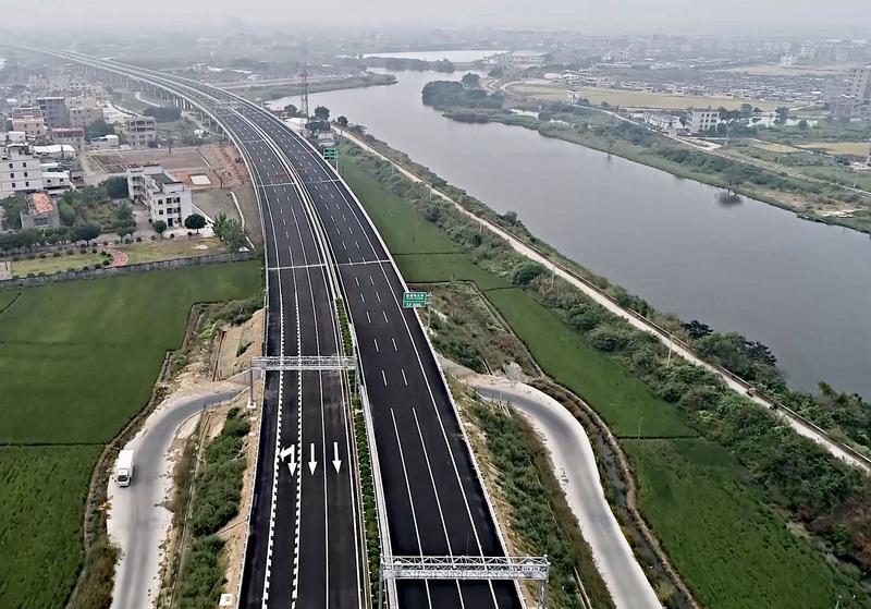 汕揭高速汕头至揭西段通车_腾讯新闻