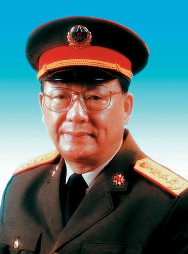 外籍上将赵南起18岁为东北抗联筹粮88年被授上将军衔