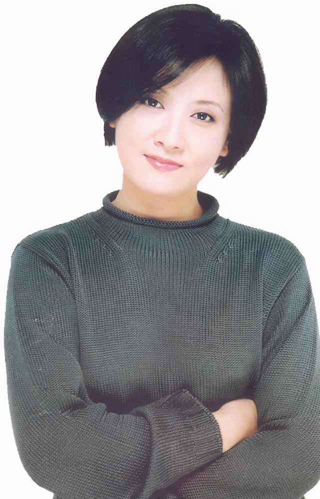63岁邓婕前夫离婚36年身家上亿再谈邓婕直言她自作自受