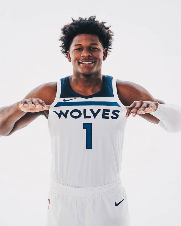 森林狼官方新科状元秀爱德华兹将身穿1号球衣